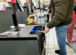 Taxa pe robot şi ce-i enervează pe români la Auchan