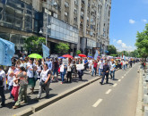 Azi, a 5-a zi de grevă în învăţământ. Luni, sindicaliştii anunţă că 200 de angajaţi din Educaţie vor picheta Prefectura Braşov